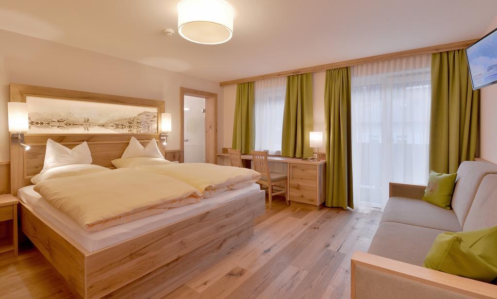 Hotel Garni Tirolerhof Хопфгартен-им-Бриксенталь Номер фото