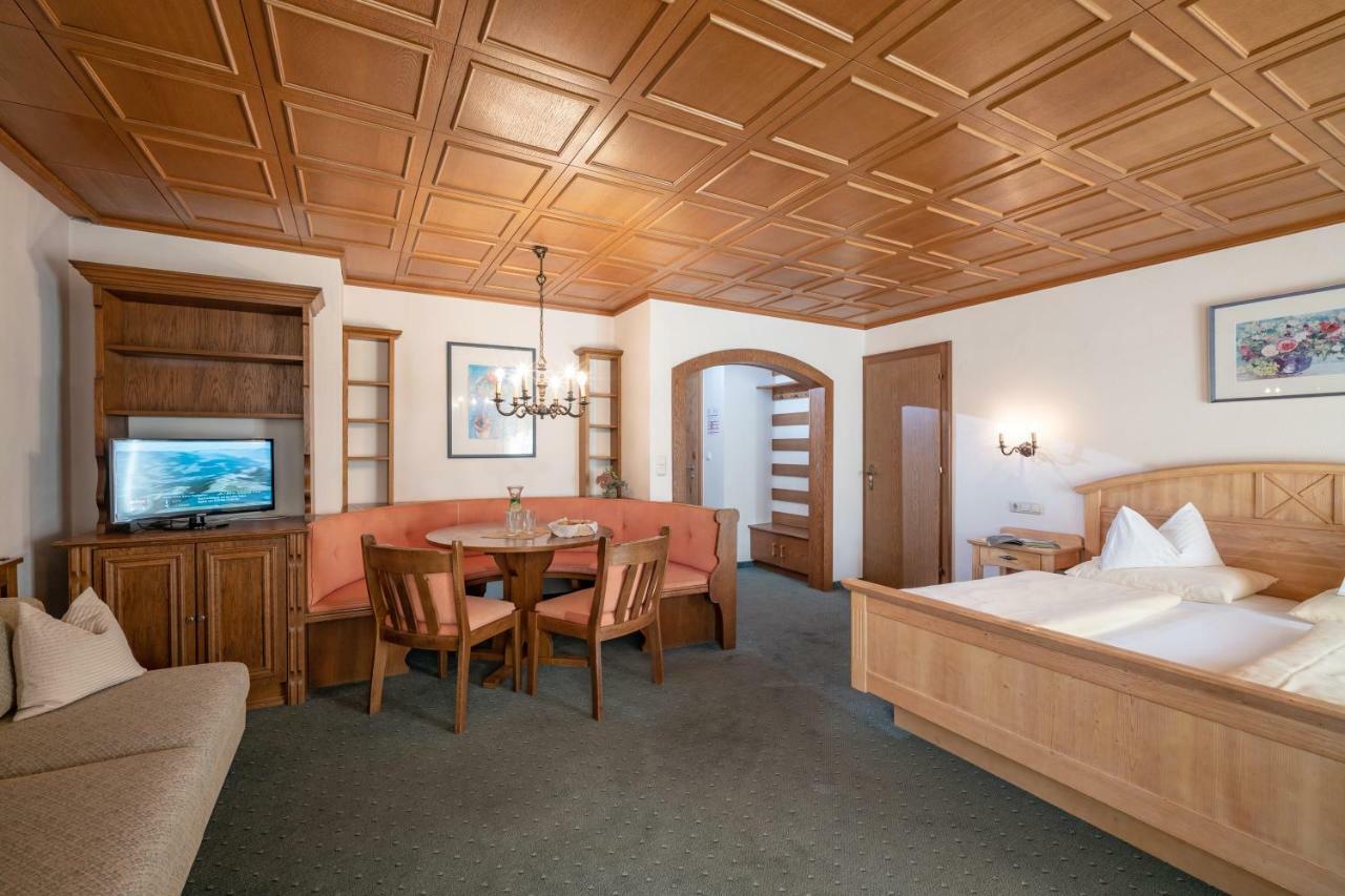 Hotel Garni Tirolerhof Хопфгартен-им-Бриксенталь Экстерьер фото